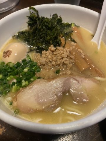 池袋🍜鶏の穴🐓